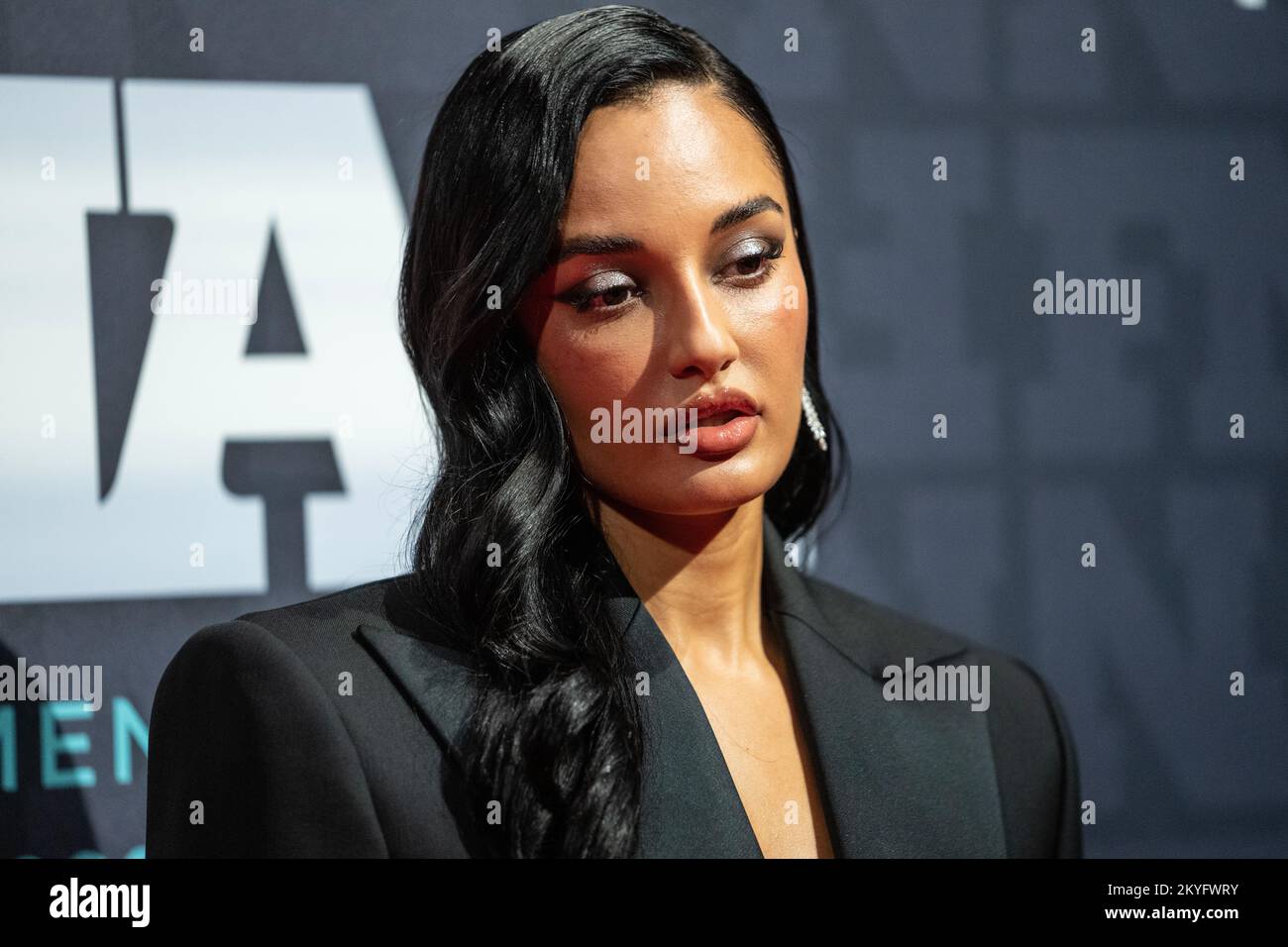 Amina Muaddi partecipa ai Footwear News Achievement Awards 2022 al Cipriani South Street di New York il 30 novembre 2022 Foto Stock