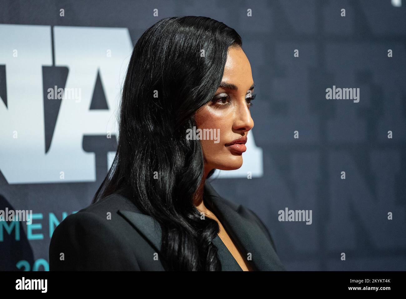 30 novembre 2022, New York, New York, Stati Uniti: Amina Muaddi partecipa ai Footwear News Achievement Awards 2022 a Cipriani South Street (Credit Image: © Lev Radin/Pacific Press via ZUMA Press Wire) Foto Stock
