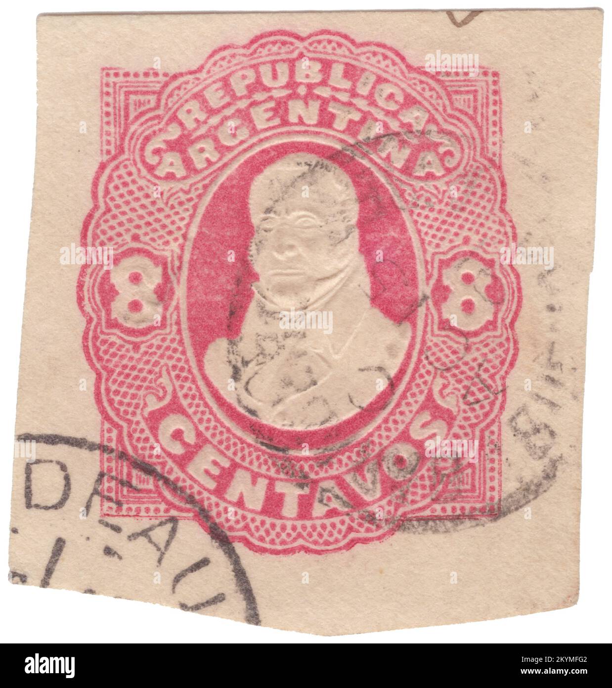 ARGENTINA - 1883: Un frammento di busta originale con francobollo pre-stampato da 8 centavos rosso rosa raffigurante il ritratto di José de San Martín (Jose Francisco de San Martín y Matorras), noto come Liberatore di Argentina, Cile e Perù. Generale argentino e leader primario delle parti meridionali e centrali della lotta per l'indipendenza del Sud America dall'Impero spagnolo che servì come protettore del Perù. Nato a Yapeyú, Corrientes, nell'Argentina moderna, lasciò il Vicereame del Río de la Plata all'età di sette anni per studiare a Málaga, Spagna Foto Stock