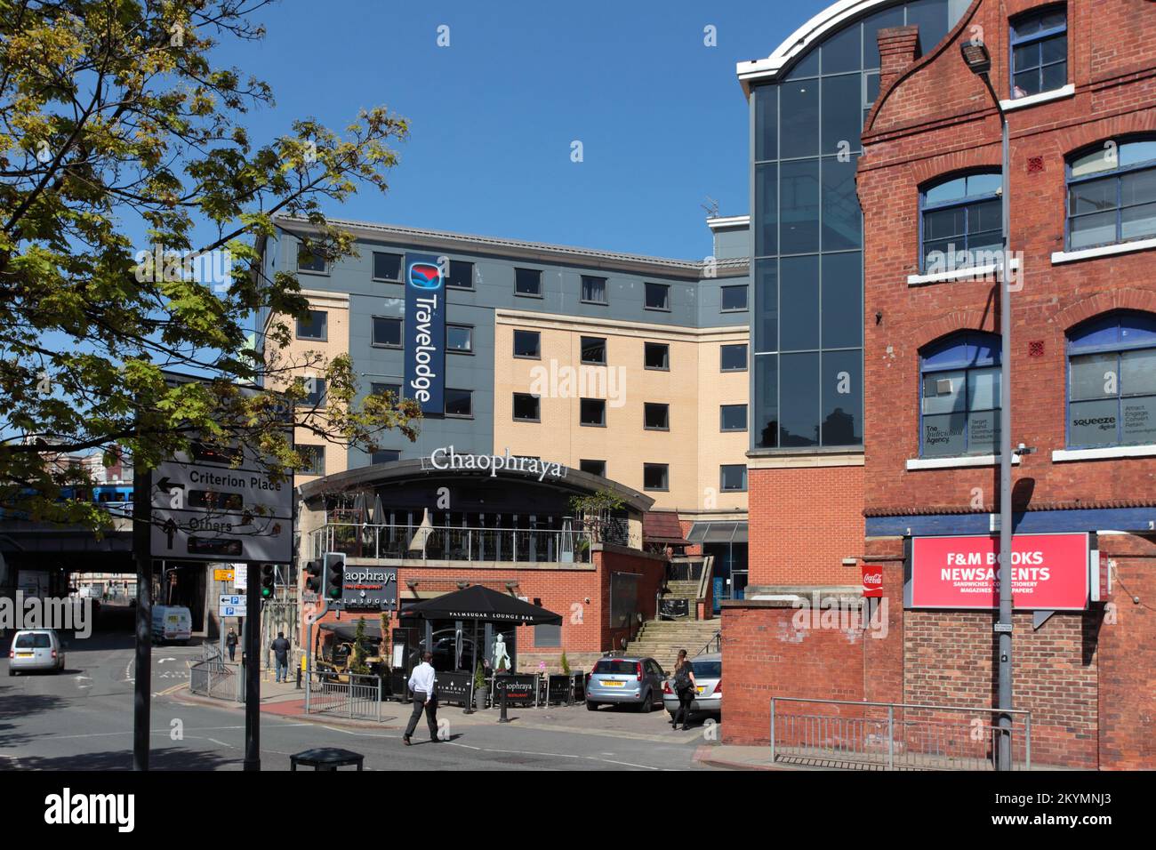 Chaophraya & Travelodge Leeds Central, Blayds Court, Blayds Yard, Off Swinegate, Leeds, LS1 4AD Foto Stock