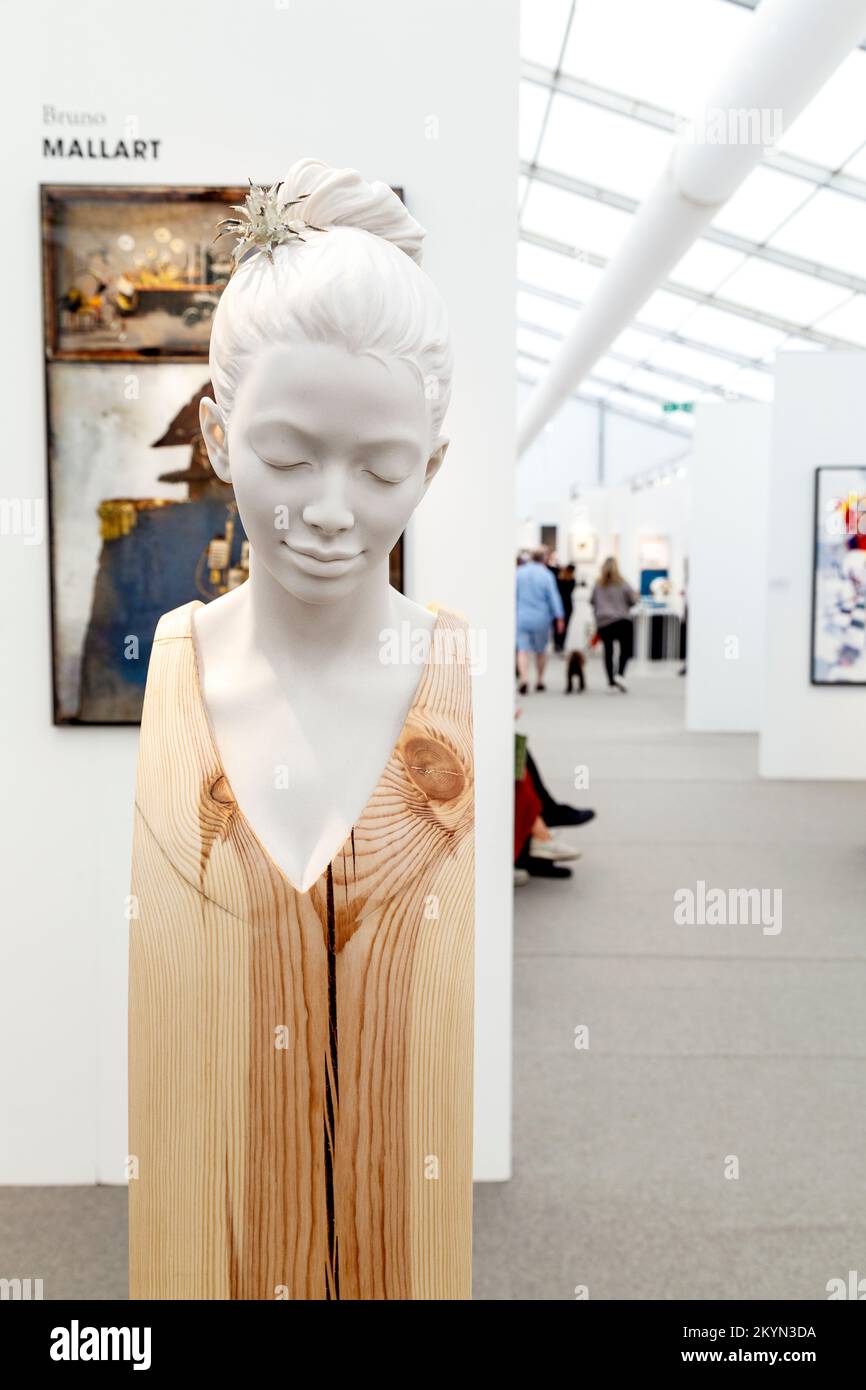 'Hikari' (2014) di Cesar Orrico all'Affordable Art Fair 2018, Londra, Regno Unito Foto Stock