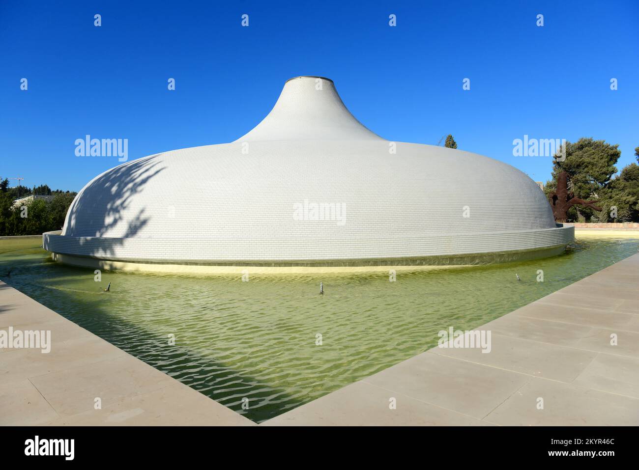 Il museo "Santuario del Libro" ospita i rotoli del Mar Morto. Gerusalemme, Israele. Foto Stock