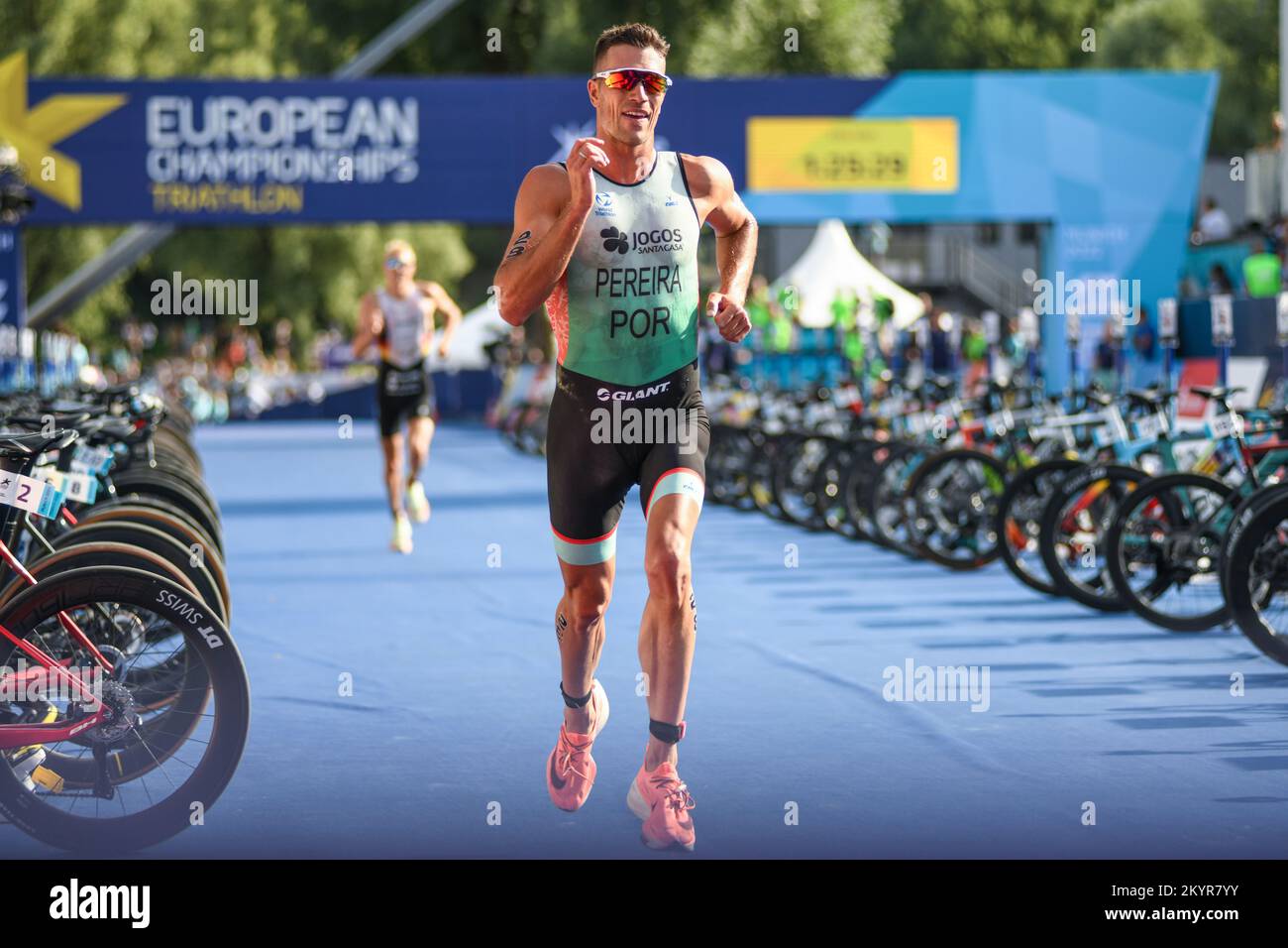 Joao Pereira (Portogallo). Triathlon uomini. Campionato europeo di Monaco 2022 Foto Stock