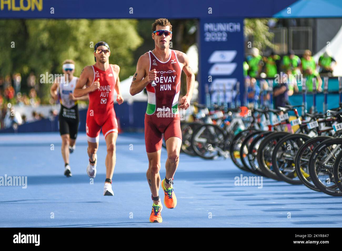 Mark Devay (Ungheria). Triathlon uomini. Campionato europeo di Monaco 2022 Foto Stock