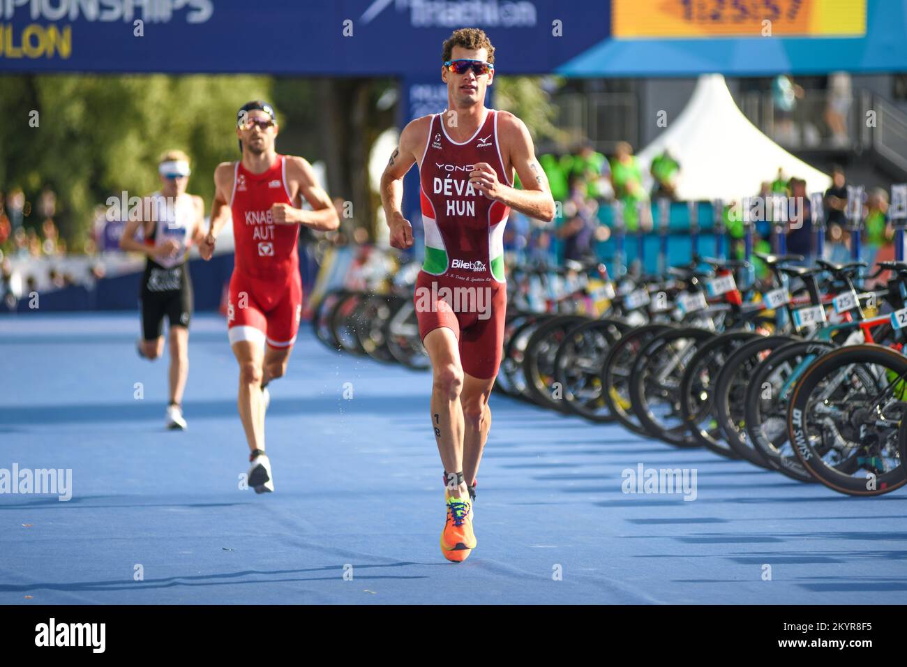 Mark Devay (Ungheria). Triathlon uomini. Campionato europeo di Monaco 2022 Foto Stock
