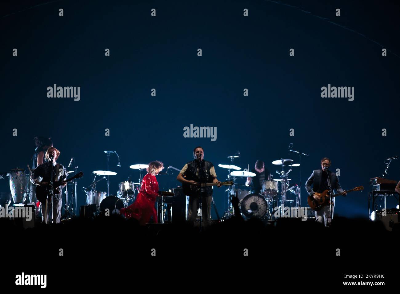 Toronto, Canada, 01/12/2022, Arcade Fire che si esibisce durante il tour 'NOI' nell'area di Scotiabank a Toronto, CANADA Foto Stock