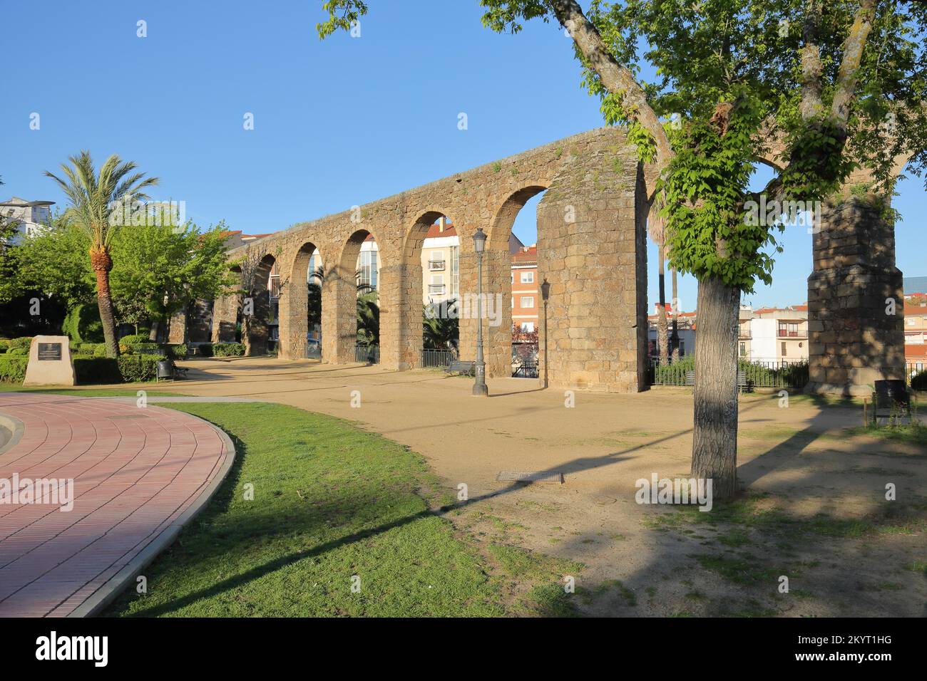 Acueducto costruito 16th ° secolo in Plasencia, Estremadura, Spagna, Europa Foto Stock