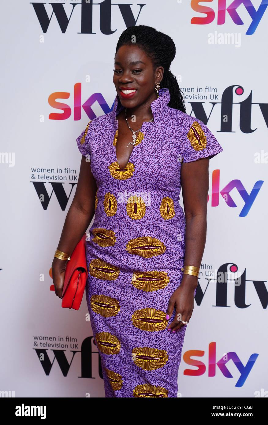 Akua Gyamfi partecipa ai The Women in Film and TV Awards al London Hilton Park Lane, nel centro di Londra. Data immagine: Venerdì 2 dicembre 2022. Foto Stock