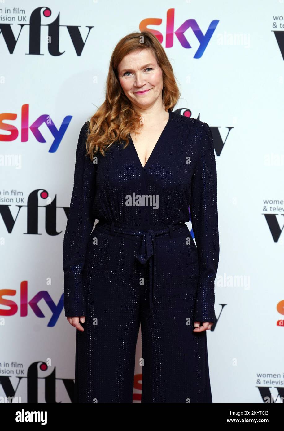 Jessica Hynes partecipa al Women in Film and TV Awards al London Hilton Park Lane, nel centro di Londra. Data immagine: Venerdì 2 dicembre 2022. Foto Stock