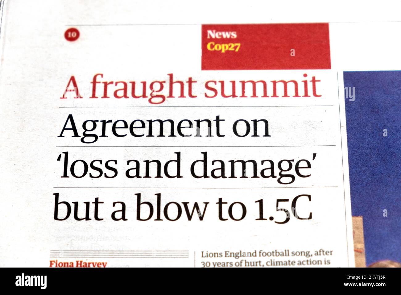 "Un accordo al vertice irto su "perdite e danni" ma un colpo per 1,5C" Guardian giornale titolo Cop27 taglio 21st novembre 2022 Londra UK Foto Stock