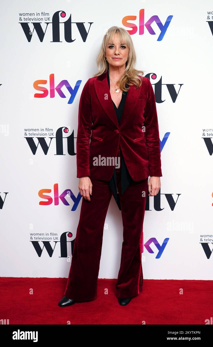 Tamzin Outhwaite partecipa ai Women in Film and TV Awards al London Hilton Park Lane, nel centro di Londra. Data immagine: Venerdì 2 dicembre 2022. Foto Stock