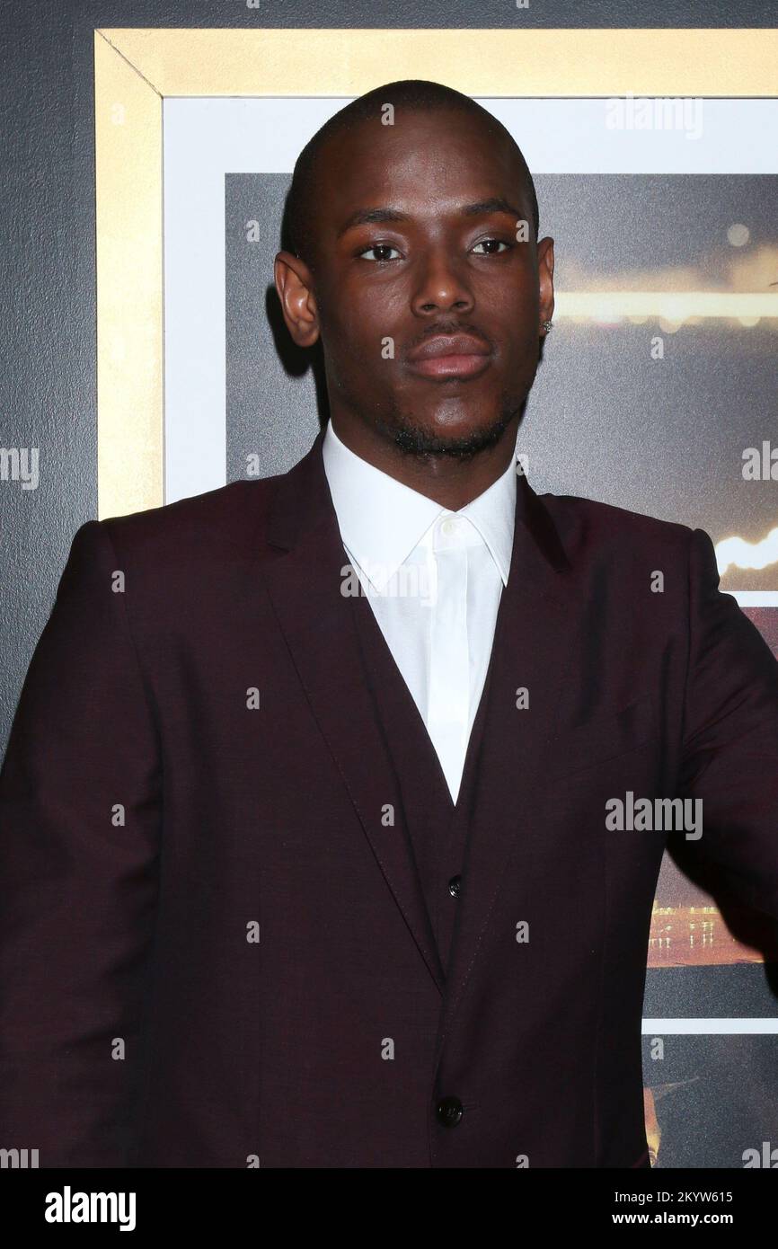 Beverly Hills, California. 1st Dec, 2022. Micheal Ward al Arrivi per L'IMPERO DI LUCE Premiere, Samuel Goldwyn Theater, Beverly Hills, CA 1 dicembre 2022. Credit: Priscilla Grant/Everett Collection/Alamy Live News Foto Stock