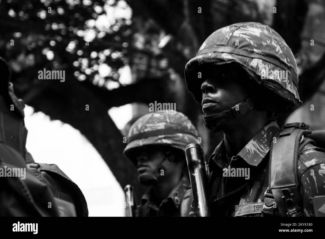 Salvador, Bahia, Brasile - 07 settembre 2016: I giovani soldati dell'esercito marciano nella giornata brasiliana dell'indipendenza nella città di Salvador, Bahia. Foto Stock