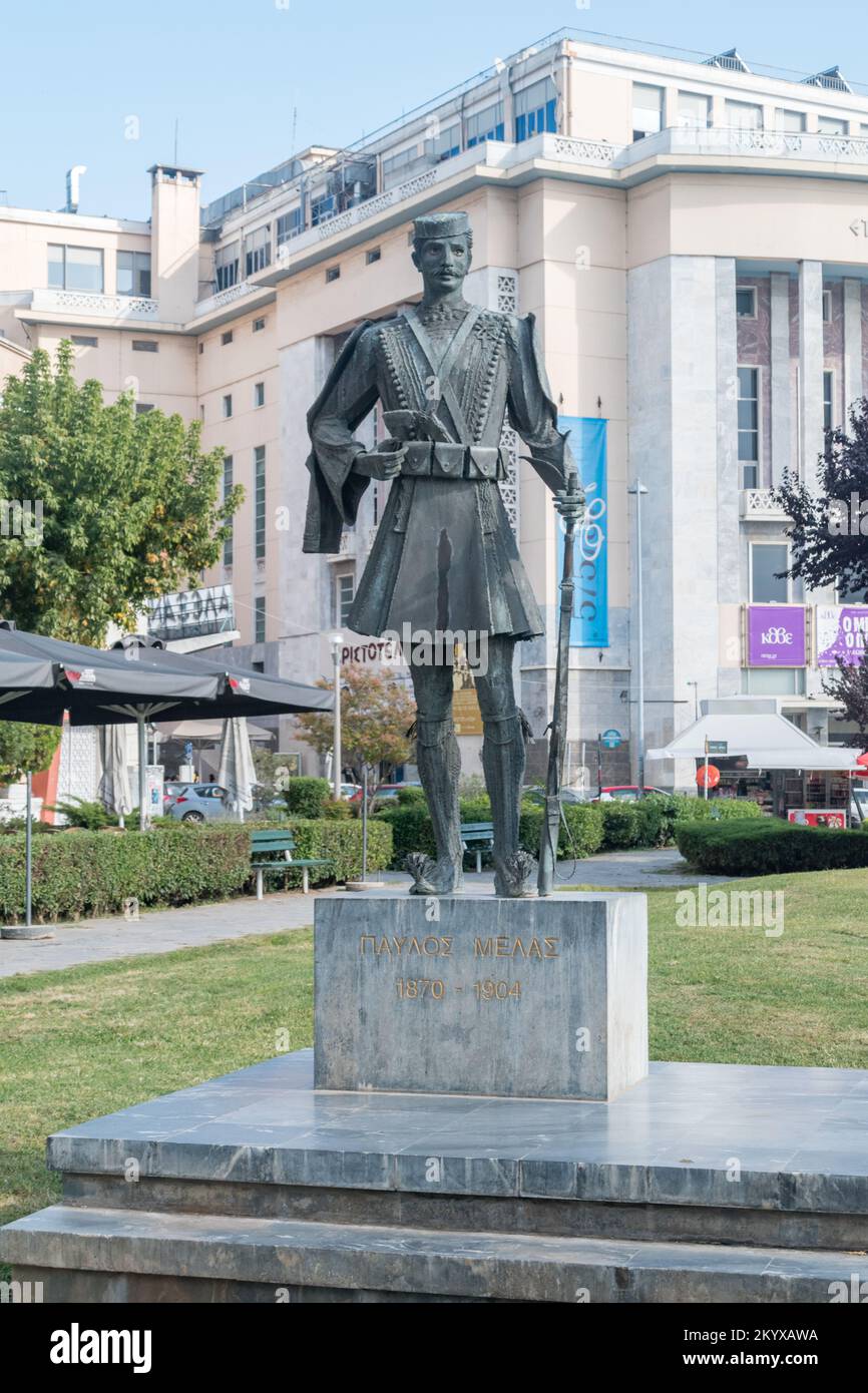 Salonicco, Grecia - 29 settembre 2022: Monumento Pavlos Melas. Pavlos Melas era un rivoluzionario greco e ufficiale di artiglieria dell'esercito ellenico. Foto Stock