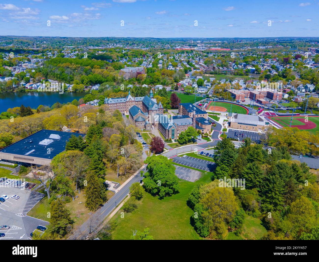 Veduta aerea del Saint John's Seminary al 127 di Lake Street a Brighton, città di Boston, Massachusetts, ma, USA. Foto Stock