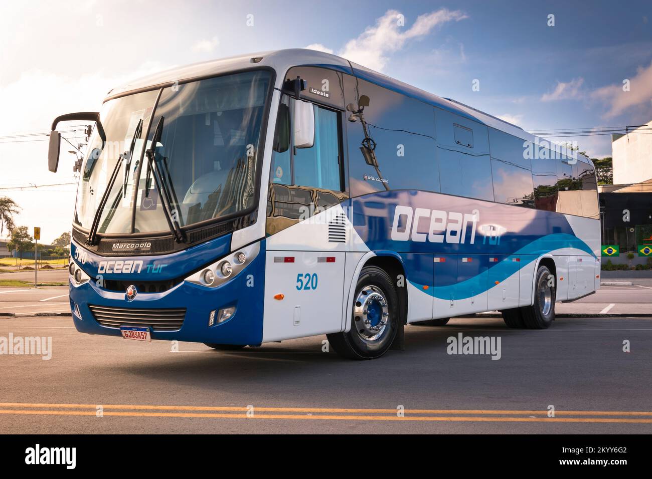 Autobus Marcopolo ideale Mercedes-Benz DEL 1519 Bluetec 5 2022 in mostra alla fiera Bus Brasil Fest 2022, che si tiene nella città di Barueri, Brasile. Foto Stock