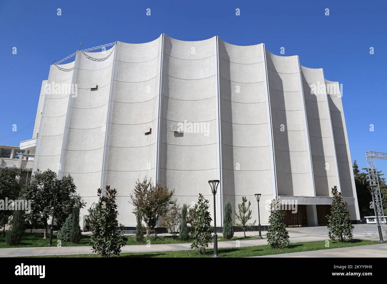 Alisher Navoi Cinema Palace, Pahtakor Street, Tashkent centrale, Provincia di Tashkent, Uzbekistan, Asia centrale Foto Stock