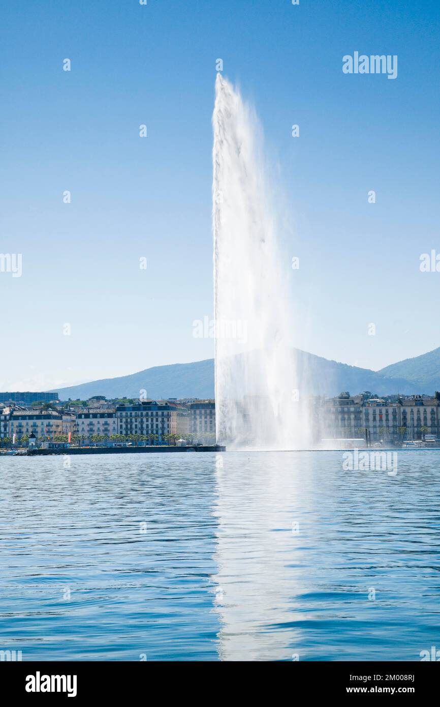 Il Jet d'eau, il punto di riferimento nel bacino del Lago di Ginevra, Cantone di Ginevra, Svizzera, Europa Foto Stock