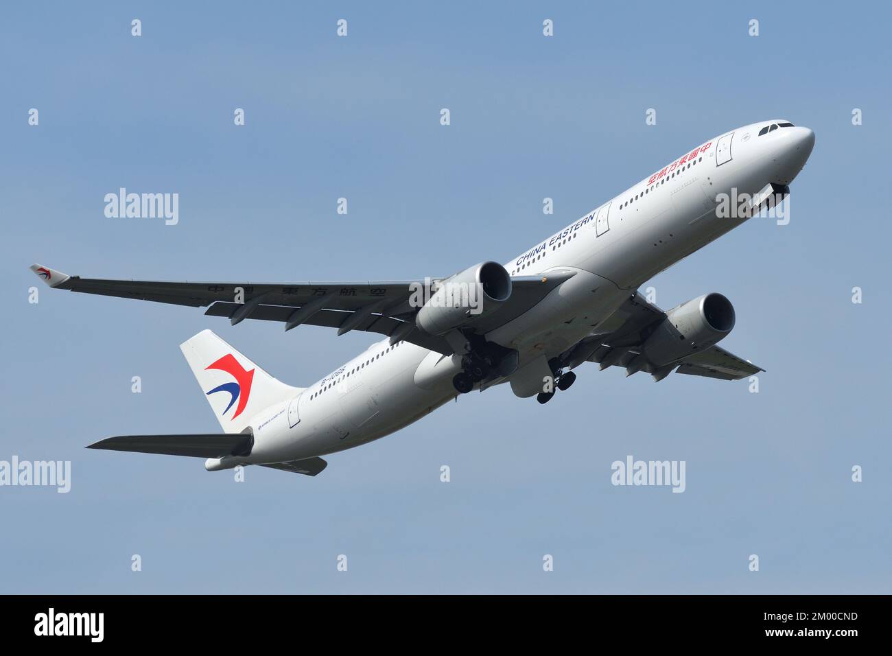 Prefettura di Chiba, Giappone - 05 maggio 2019: Aereo passeggeri China Eastern Airlines Airbus A330-300 (B-1066). Foto Stock