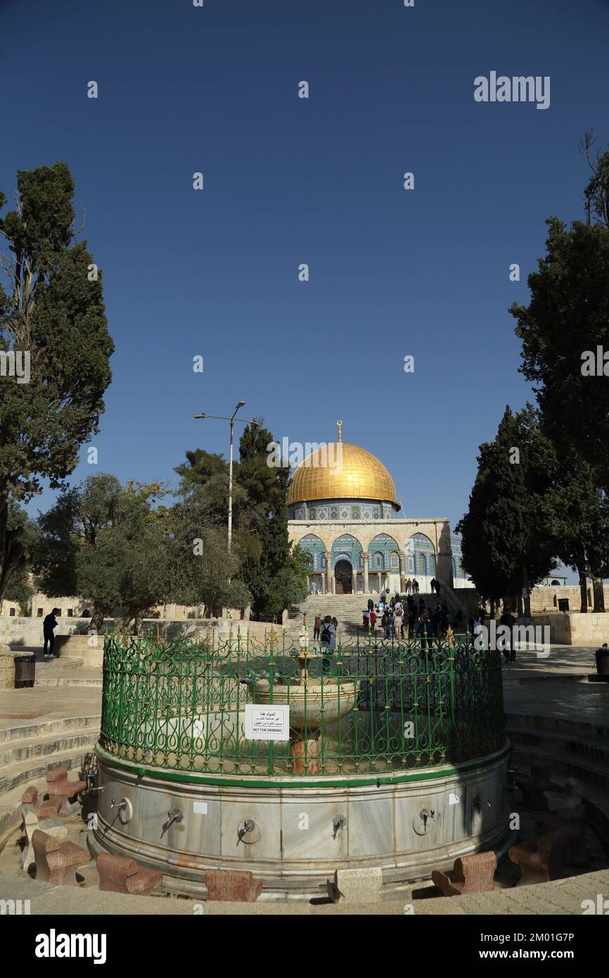 La cupola della roccia o la cupola della roccia è un monumento situato