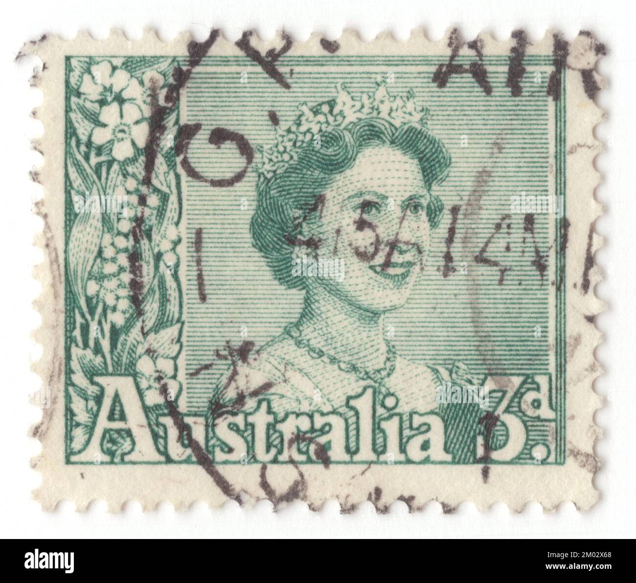 AUSTRALIA — 1959 maggio 20: Un francobollo verde bluastro da 3 pence raffigurante ritratti della regina Elisabetta II, monarca regnante dell'Australia. Elisabetta II fu il primo monarca regnante dell'Australia a poggiare sul suolo australiano, arrivando a riva a Farm Cove, Sydney, il 3 febbraio 1954. Ha intrapreso un viaggio attraverso l'Australian Capital Territory, il New South Wales, Tasmania, Victoria, Queensland, Australia del Sud e Australia Occidentale, con il saluto di 70.000 ex-servicemen e donne al Melbourne Cricket Ground e l'apertura del Parlamento Australiano a Canberra Foto Stock