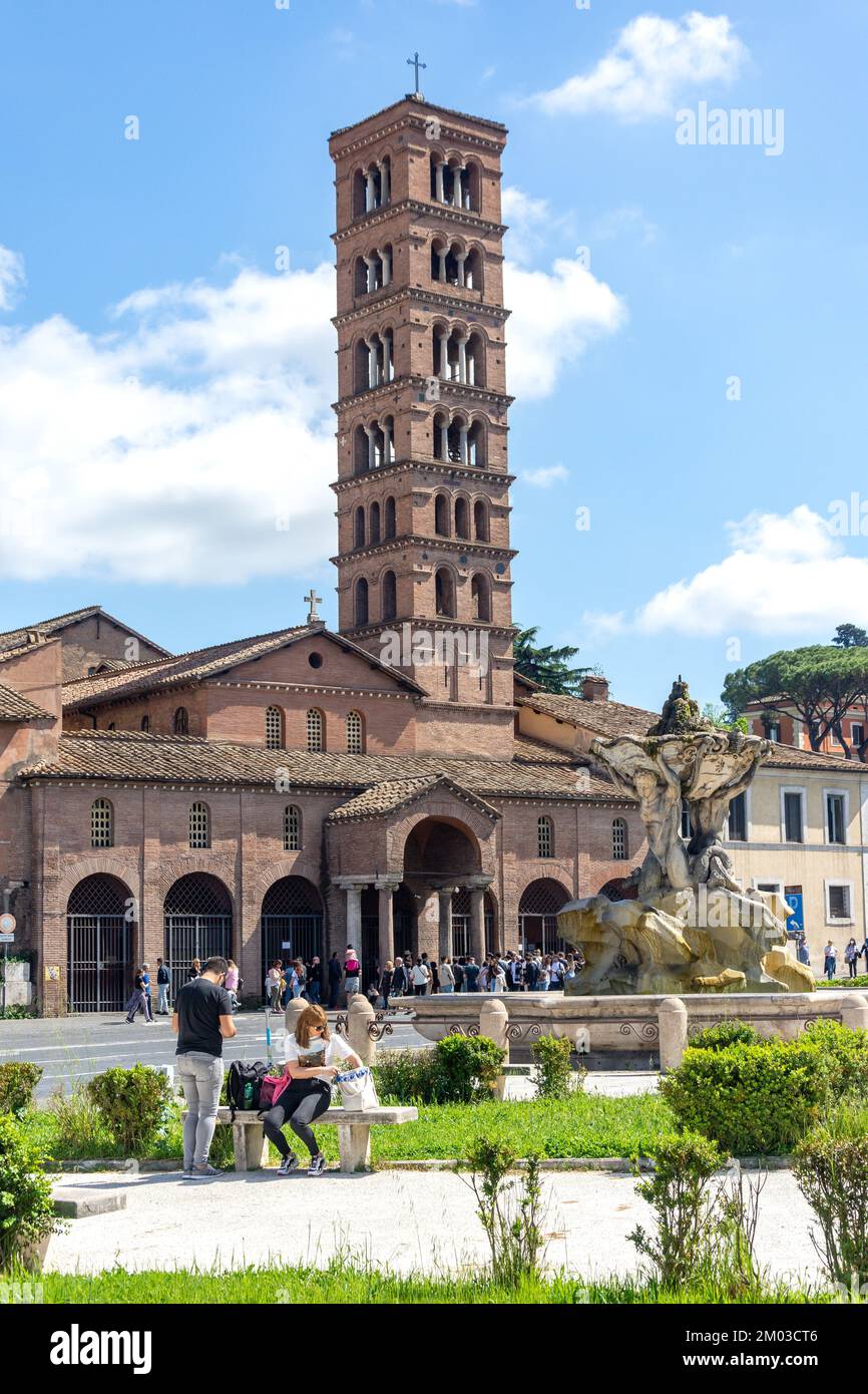 Chiesa di Santa Maria in Cosmedin, Piazza della bocca della Verità, Forum Boarium, Ripa, Roma (Roma), Regione Lazio, Italia Foto Stock