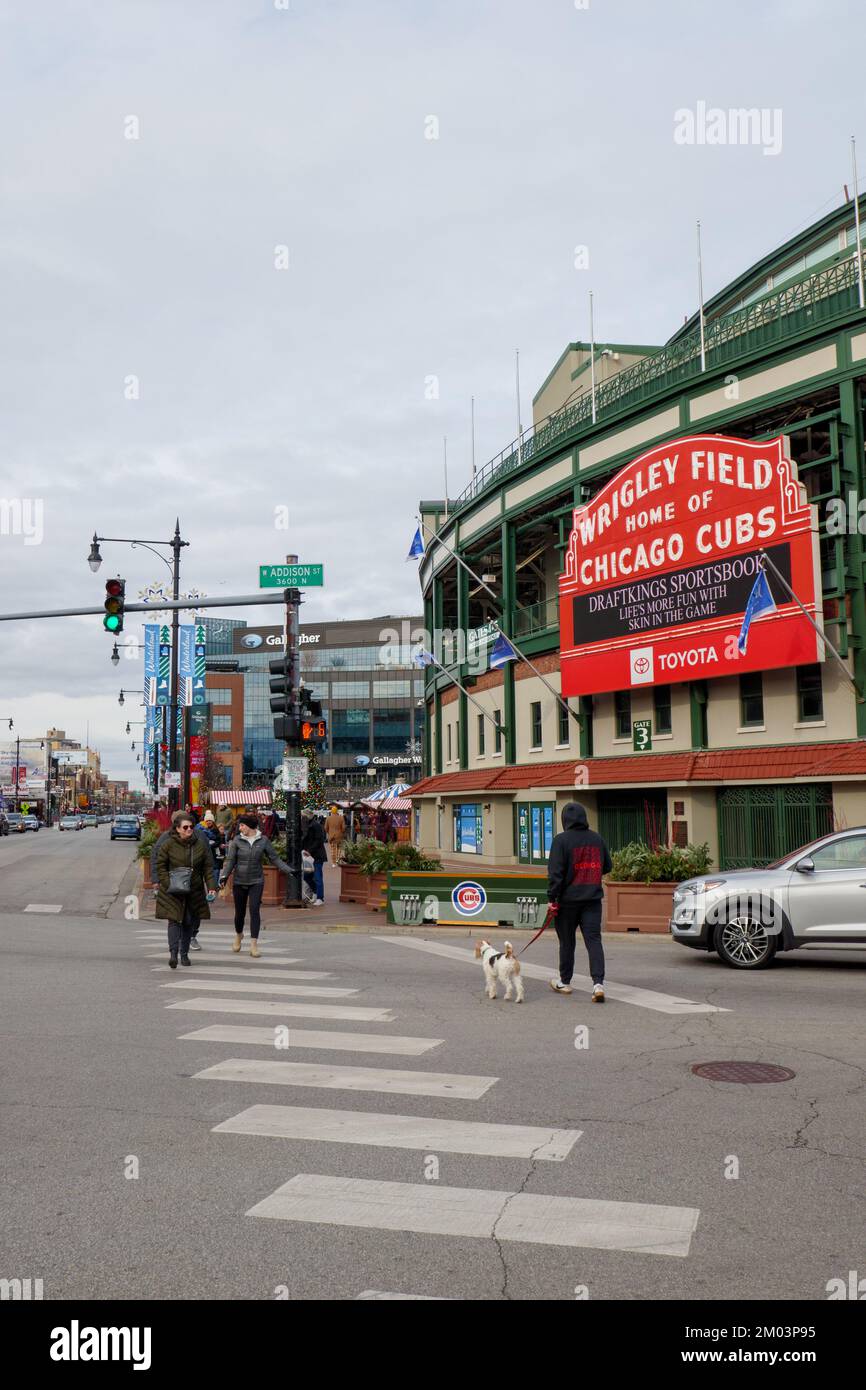 Wrigley Field a Clark e Addison Street, Chicago, Illinois. Foto Stock