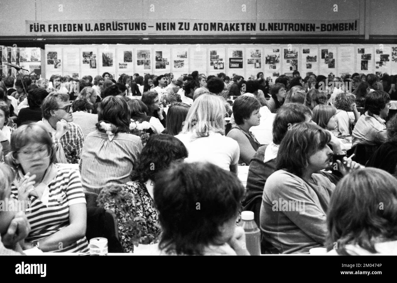 Il 7th° Congresso dell'organizzazione studentesca Marxistischer Studentenbund Spartakus (MSB) di sinistra, affiliata al DKP, si è tenuto nell'ottobre 1981 in Germania Foto Stock