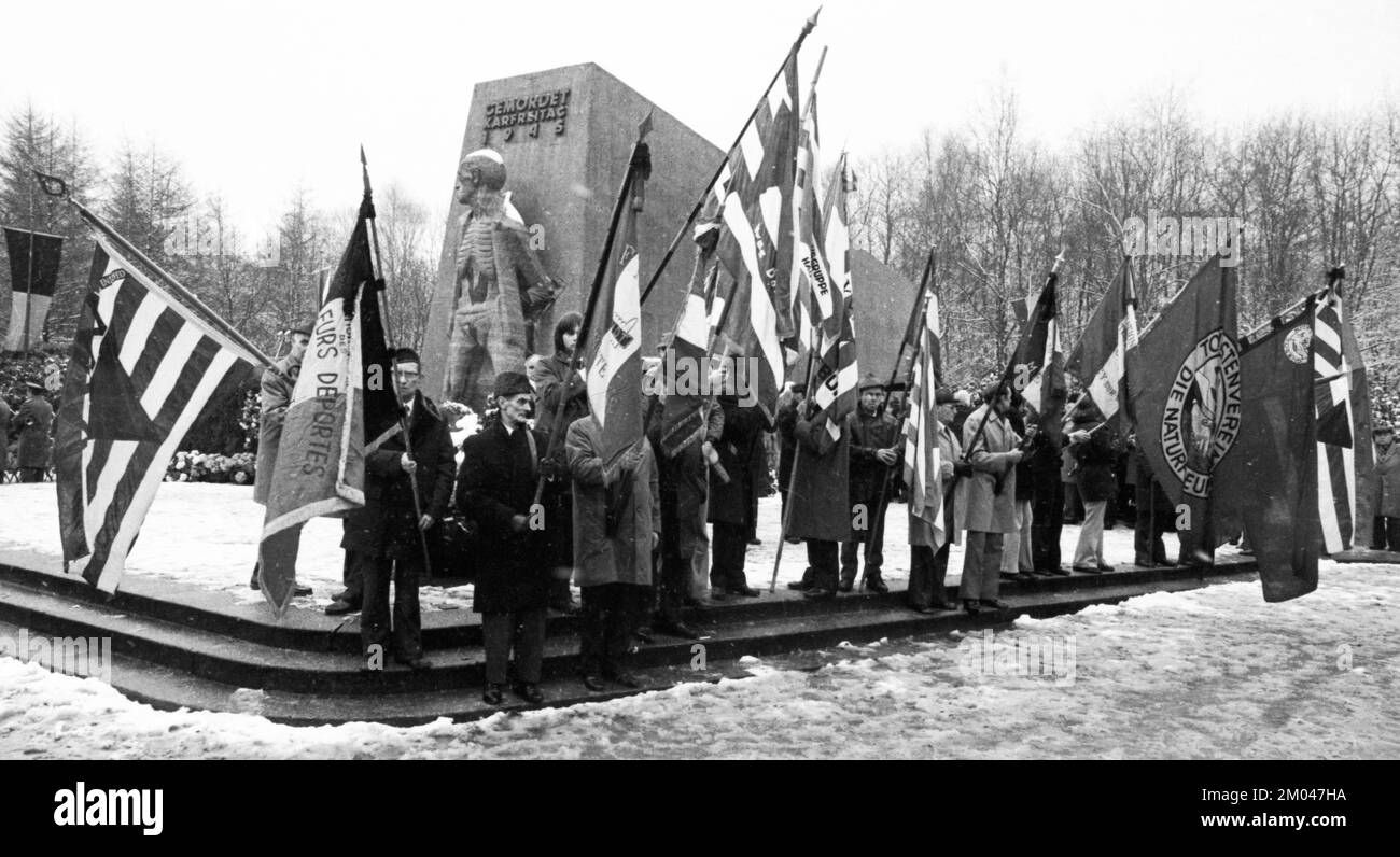 Le vittime naziste e i combattenti di resistenza francesi e tedeschi contro il regime nazista hanno commemorato insieme l'assassinio del regime nazista il venerdì buono Foto Stock
