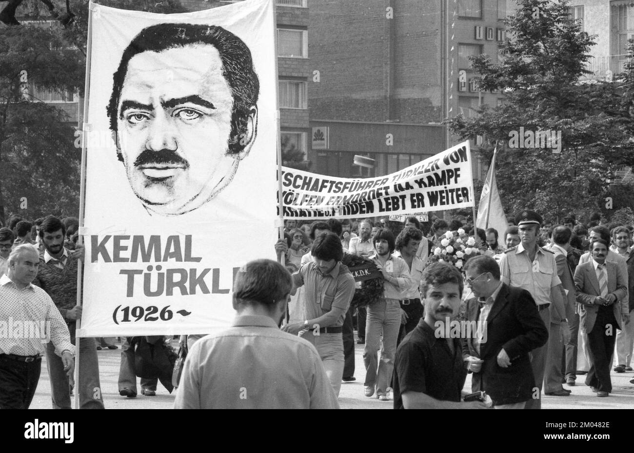 marcia silenziosa dei turchi, l'occasione è stata l'assassinio del leader sindacale Kemal Tuerkler a Istanbul. 24.07.1980, Colonia, Germania, Europa Foto Stock