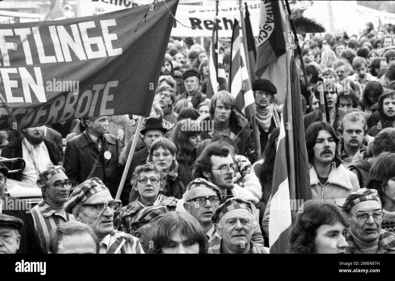 Il congresso del partito del Partito democratico Nazionale di Germania (NPD) ha scatenato proteste contro il neonazismo, il fascismo e la guerra il 08.12.1979 a Ketsch, G. Foto Stock