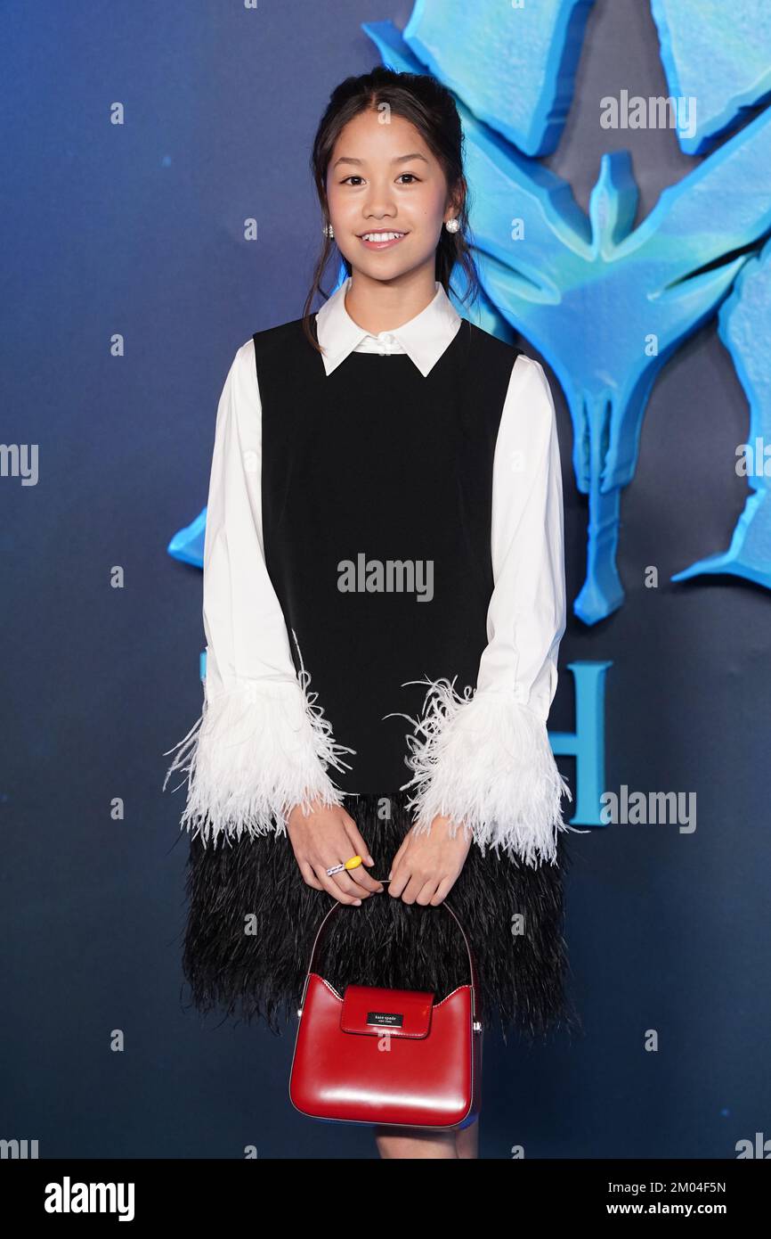 Trinity Jo-li Bliss partecipa a un invito fotografico per il nuovo film, Avatar: The Way of Water, nel centro di Londra. Data immagine: Domenica 4 dicembre 2022. Foto Stock