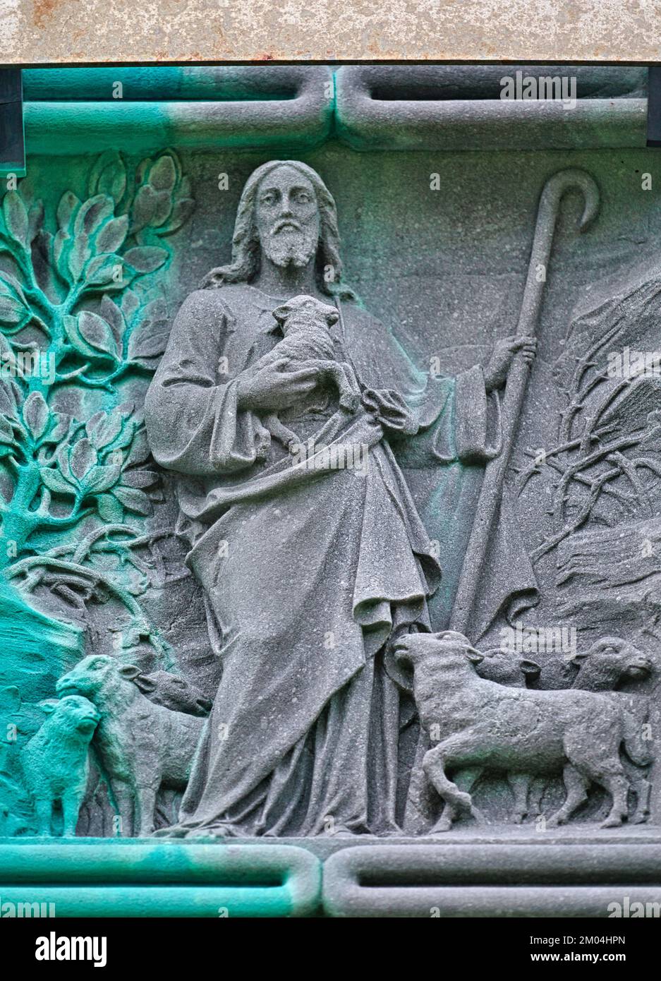 Lord Carbery's Cross raffigurante scene della bibbia, Croachna Hill, West Cork, Repubblica d'Irlanda Foto Stock