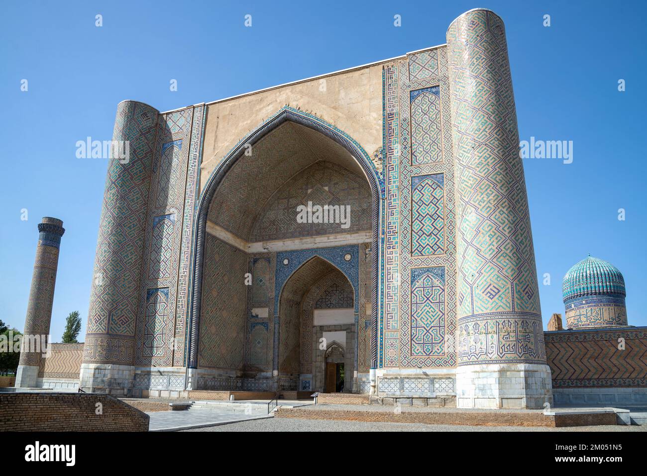 Bibi Khanum Madrasah medievale. Samarcanda, Uzbekistan Foto Stock