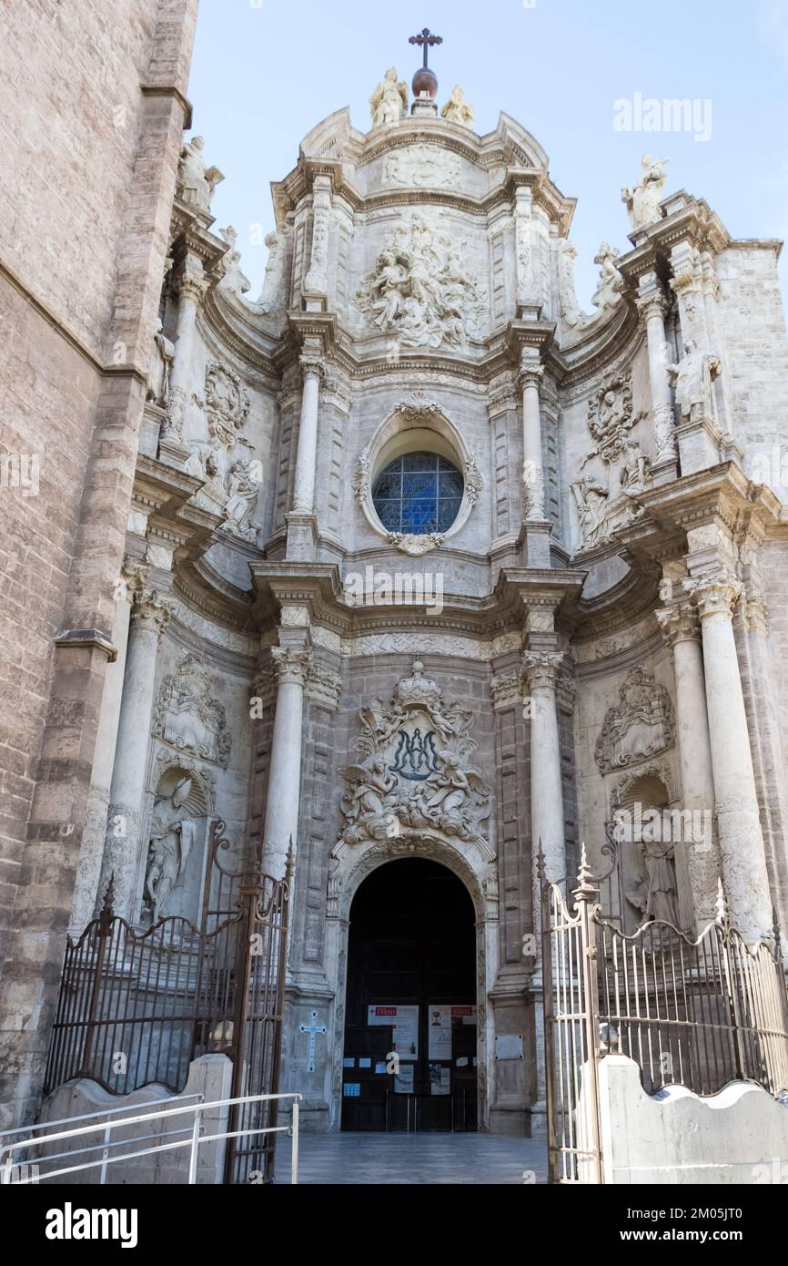 Dettaglio architettonico della Cattedrale di Valencia, conosciuta anche come Cattedrale di Santa Maria, una chiesa cattolica romana nel centro storico della città Foto Stock