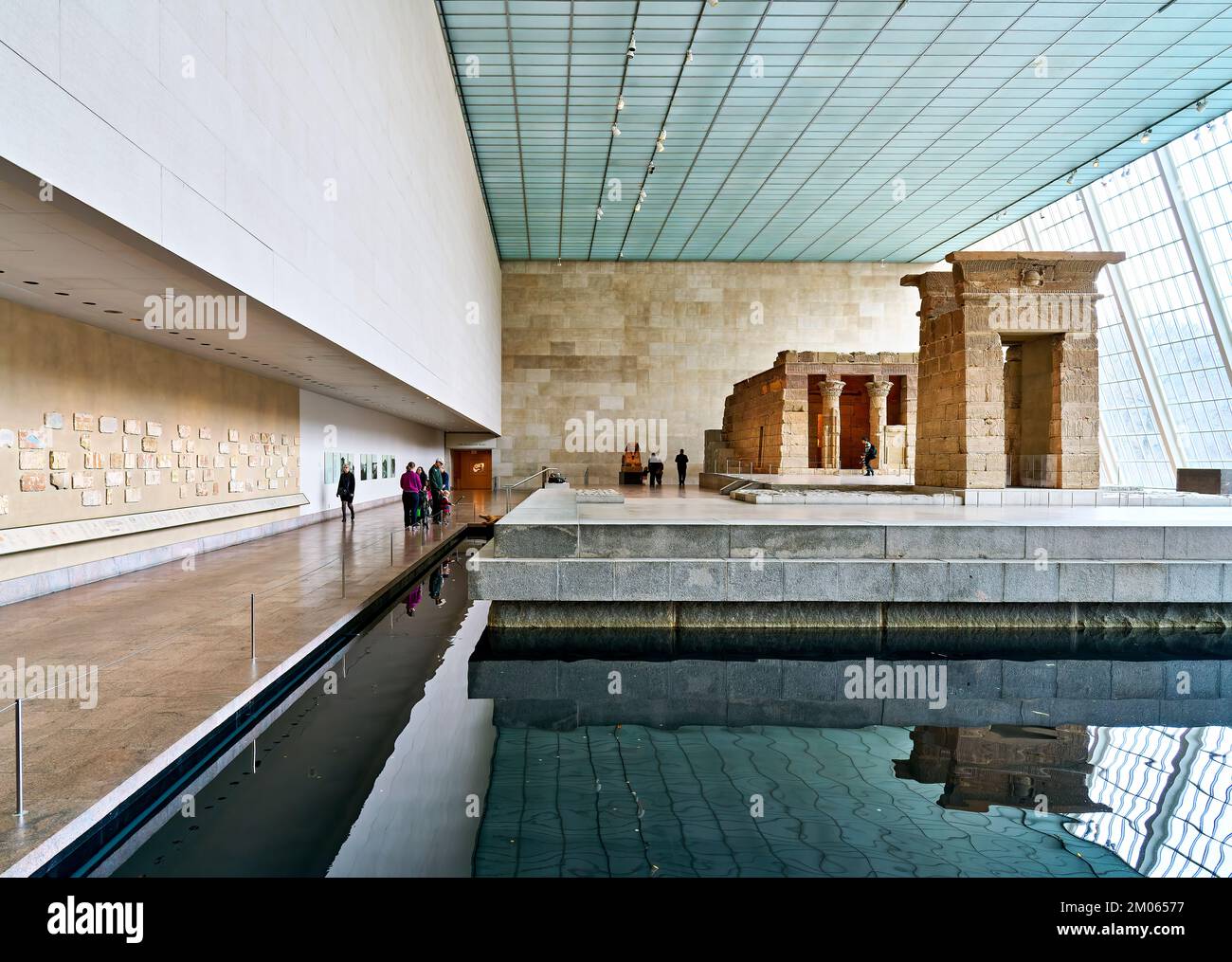 New York. Manhattan. Stati Uniti. Il Metropolitan Museum of Art Arte egiziana Tempio di Dendur Foto Stock