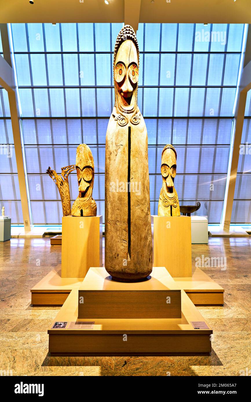 New York. Manhattan. Stati Uniti. Il Metropolitan Museum of Art Arte oceanica nell'ala Michael Rockfeller Foto Stock