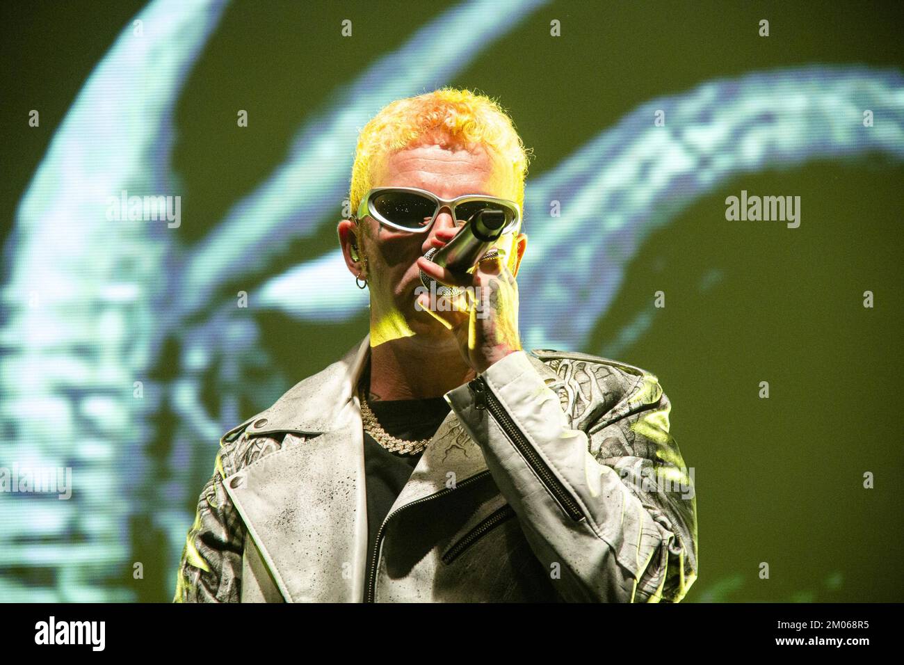 PalaFlorio, Bari, Italia, 02 dicembre 2022, Salmo sul palco durante il Salmo - Flop Tour - Concerto di Musica della cantante Italiana Foto Stock