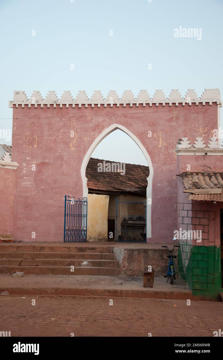 Entrata vecchio mercato, Bafata, Bafata Regione, Guinea Bissau Foto Stock