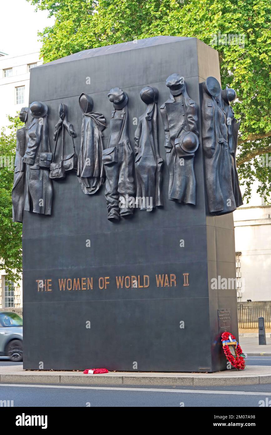 Donne della seconda guerra mondiale, memoriale a Whitehall , Westminster, Londra, Inghilterra, Regno Unito, W1, dal 2005 Foto Stock