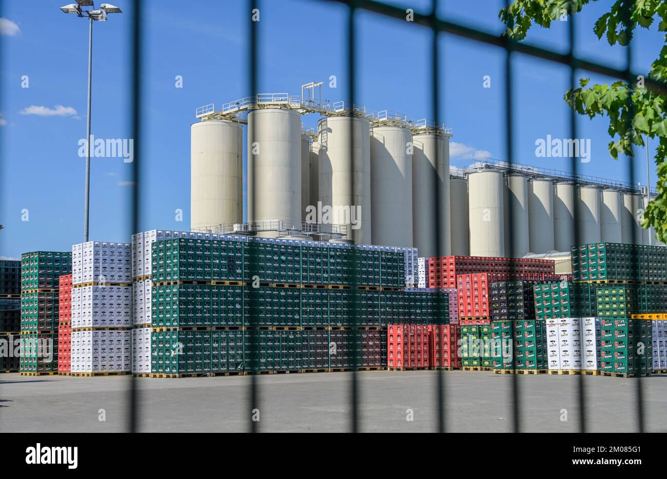 Silos, Kindl-Schultheiss-Brauerei, Indira-Gandhi-Straße, Hohenschönhausen, Lichtenberg, Berlino, Germania Foto Stock