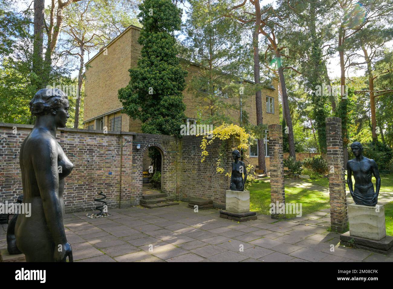 Garten, Georg-Kolbe-Museum, Sensburger Allee, Westend, Charlottenburg, Berlino, Germania Foto Stock
