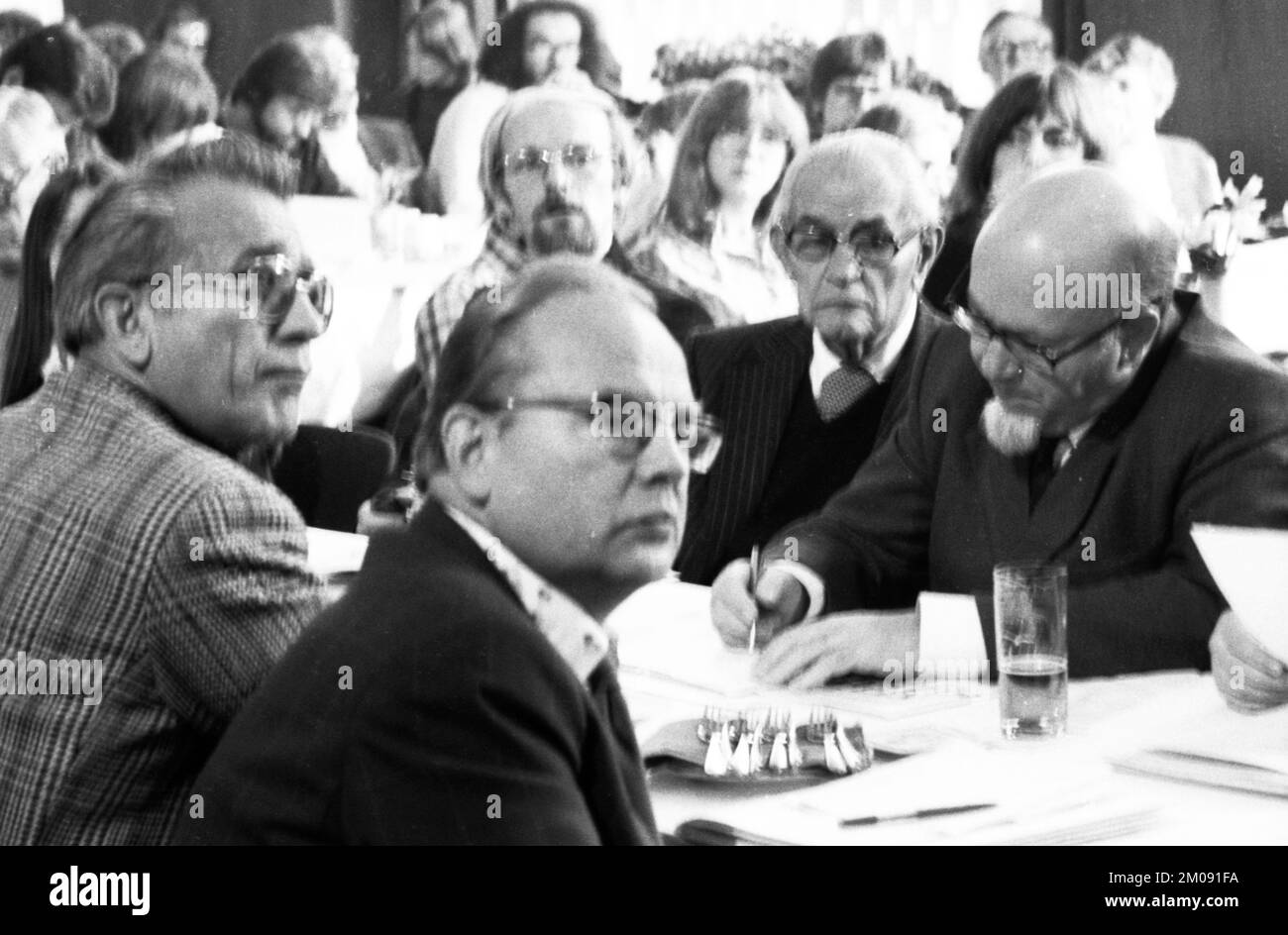 Cristiani della Repubblica Federale di Germania si sono incontrati per una conferenza sui cristiani per il disarmo il 17.11.1979 a Dortmund.Lorenz Knorr, N.N., Marti Foto Stock