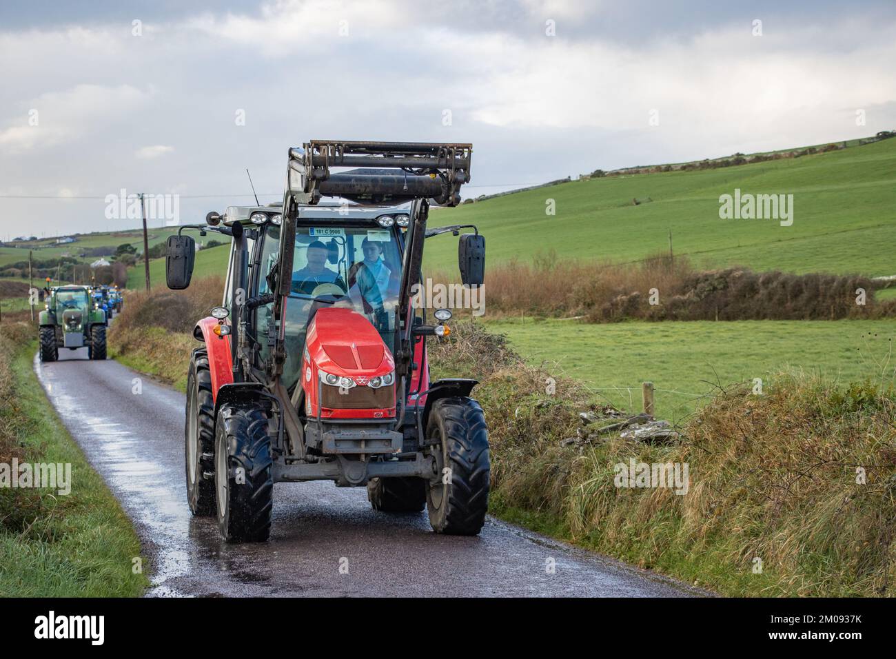 Barryroe Macra camion e trattore in aiuto di Clonakilty Community Hospital e Marymount University Hospital e Hospice, novembre 2022 Foto Stock