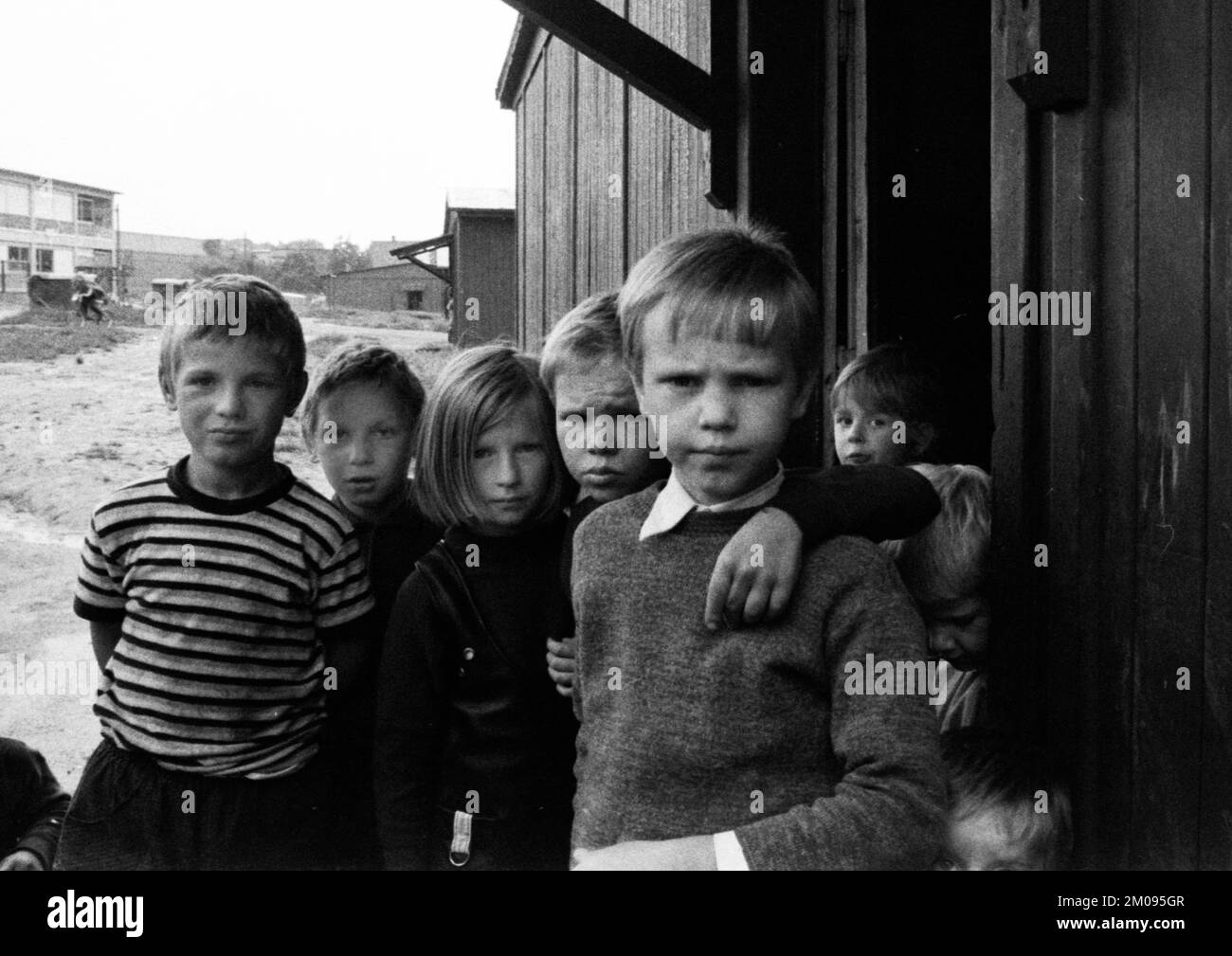 Bambini, famiglie numerose e genitori single in un rifugio senzatetto su 28.6.1971 a Hilden, Germania, Europa Foto Stock