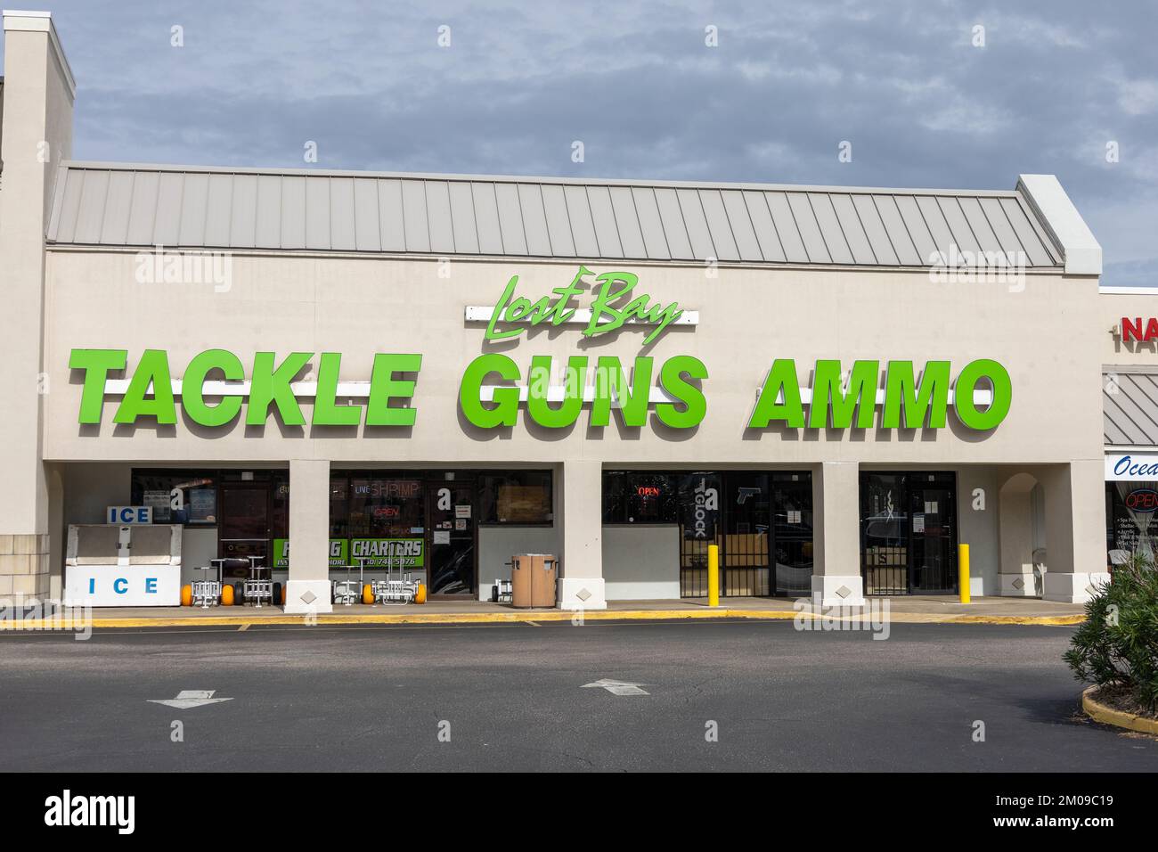 Lost Bay Tackle Guns e Ammo Store Orange Beach Alabama Stati Uniti Gun Shop America Foto Stock