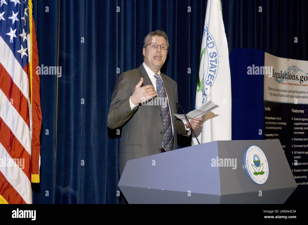 Ufficio informazioni ambientali - eRulemaking. Regolamentazioni.Gov 5th° anniversario Celebrazione e riconoscimento Partner Agency , Environmental Protection Agency Foto Stock