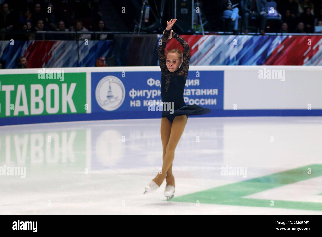 San Pietroburgo, Russia. 04th Dec, 2022. Alisa Dvoeglazova si esibisce durante i Campionati Russian Figure Skating del 2022 al Palazzo dello Sport di Yubileyny. (Foto di Konstantinov/SOPA Images/Sipa USA) Credit: Sipa USA/Alamy Live News Foto Stock