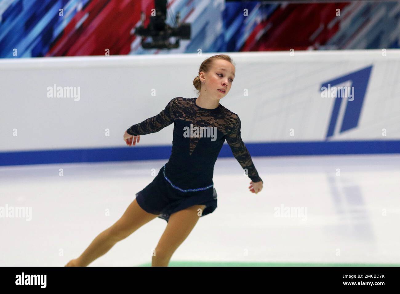San Pietroburgo, Russia. 04th Dec, 2022. Alisa Dvoeglazova si esibisce durante i Campionati Russian Figure Skating del 2022 al Palazzo dello Sport di Yubileyny. Credit: SOPA Images Limited/Alamy Live News Foto Stock