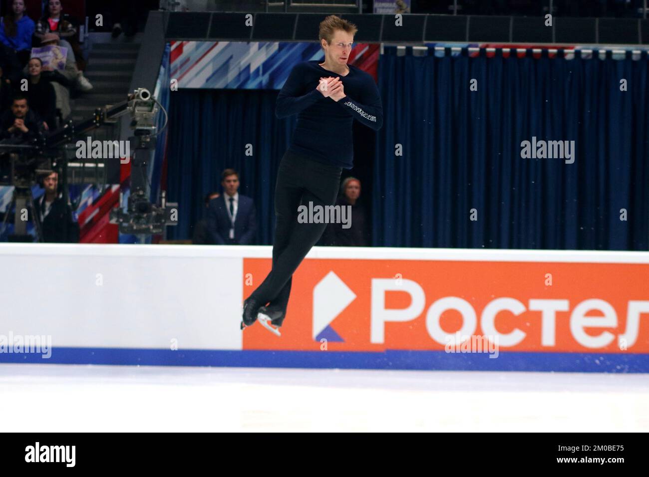 San Pietroburgo, Russia. 04th Dec, 2022. Alexander Samarin si esibisce durante i Campionati Russian Figure Skating del 2022 al Palazzo dello Sport di Yubileyny. (Foto di Konstantinov/SOPA Images/Sipa USA) Credit: Sipa USA/Alamy Live News Foto Stock